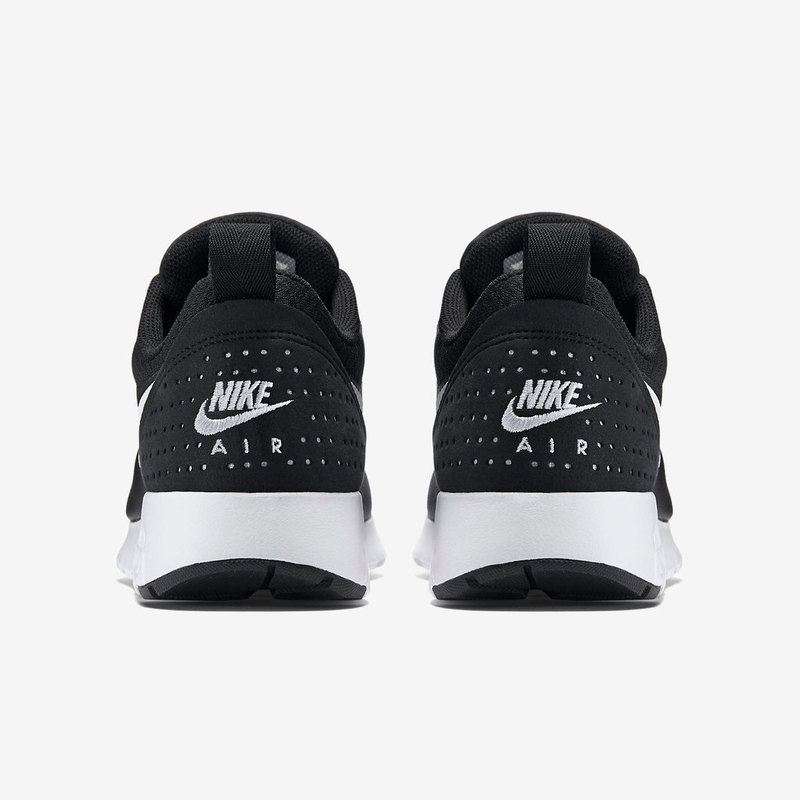 Nike Air Max Tavas 705149 009 footballstore