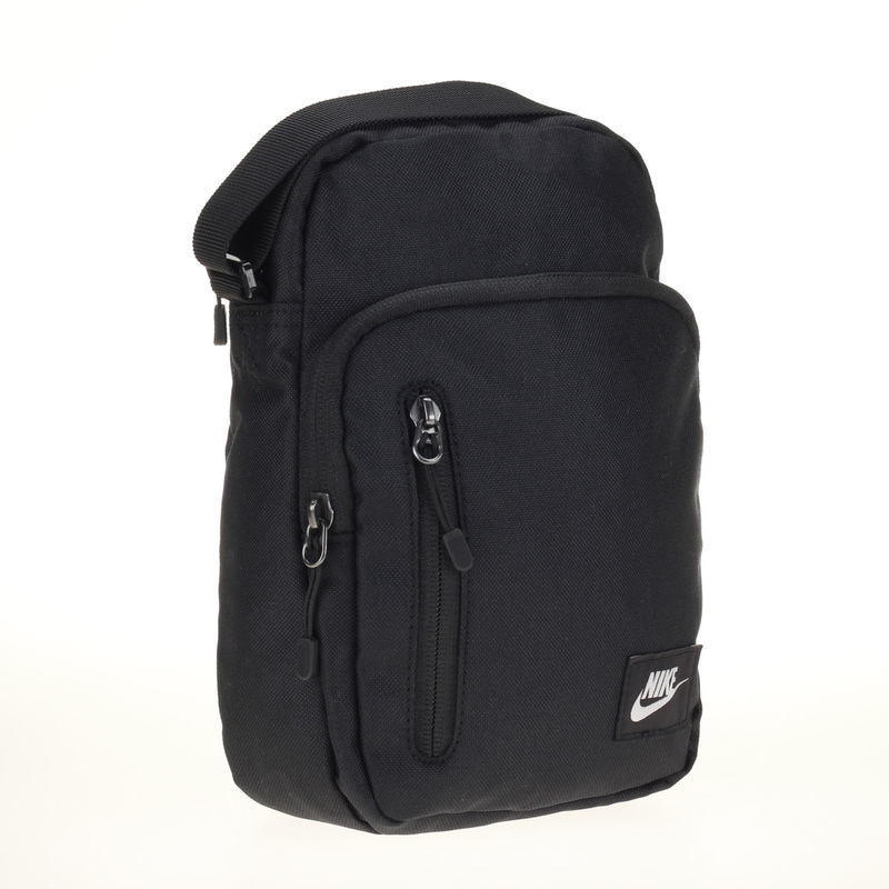 nike core small bag