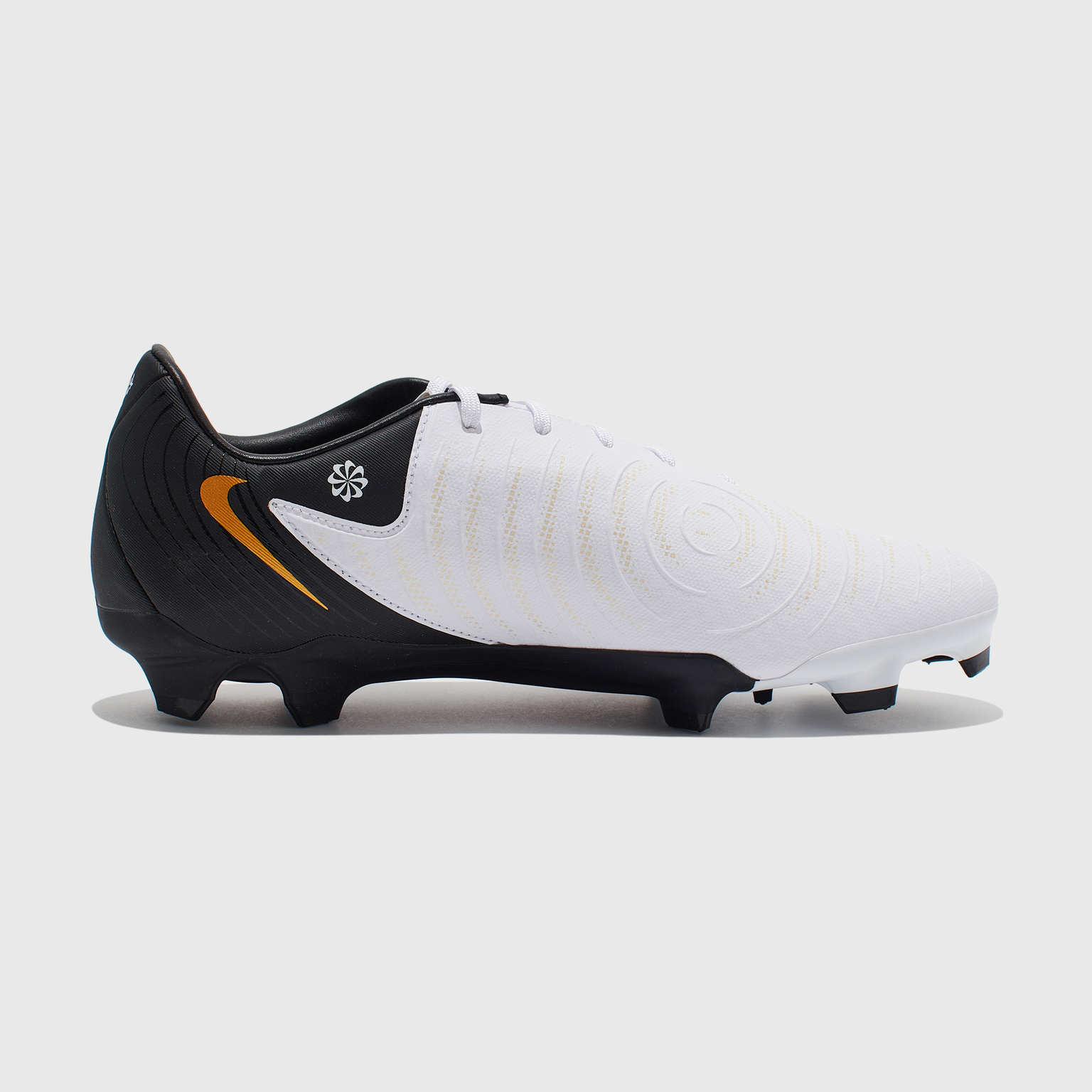 Бутсы Nike Phantom GX II Academy FG/MG FD6723-100