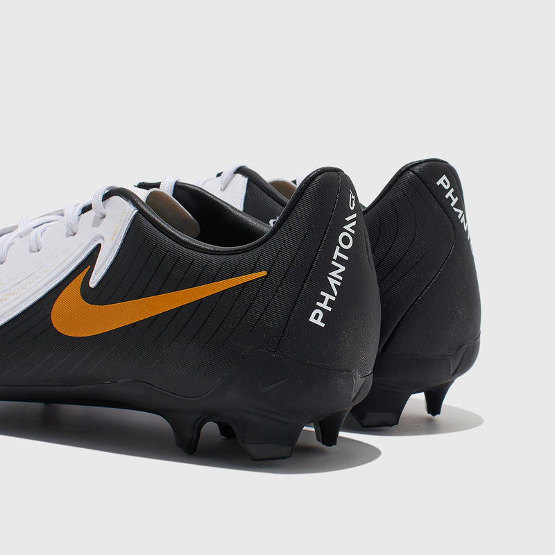 Бутсы Nike Phantom GX II Academy FG/MG FD6723-100