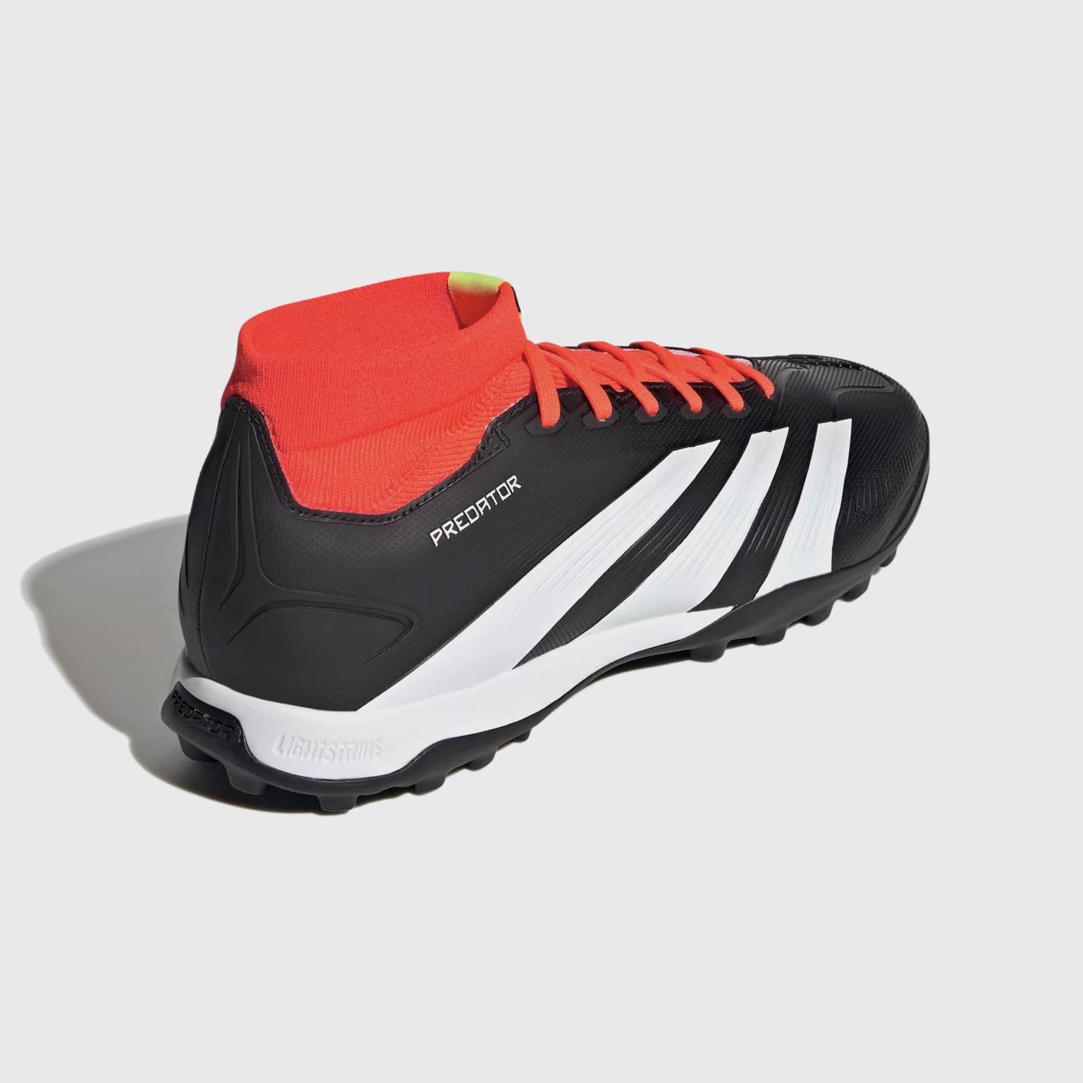 Шиповки Adidas Predator League TF IG7718