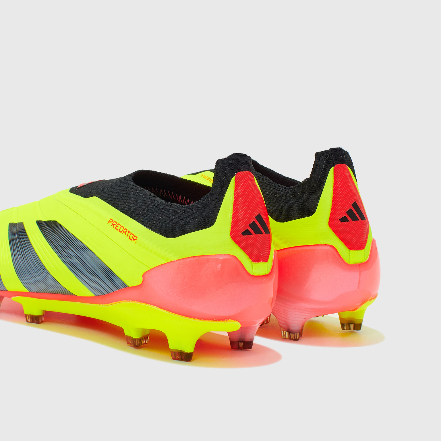 Бутсы Adidas Predator Elite Laceless FG IE2366