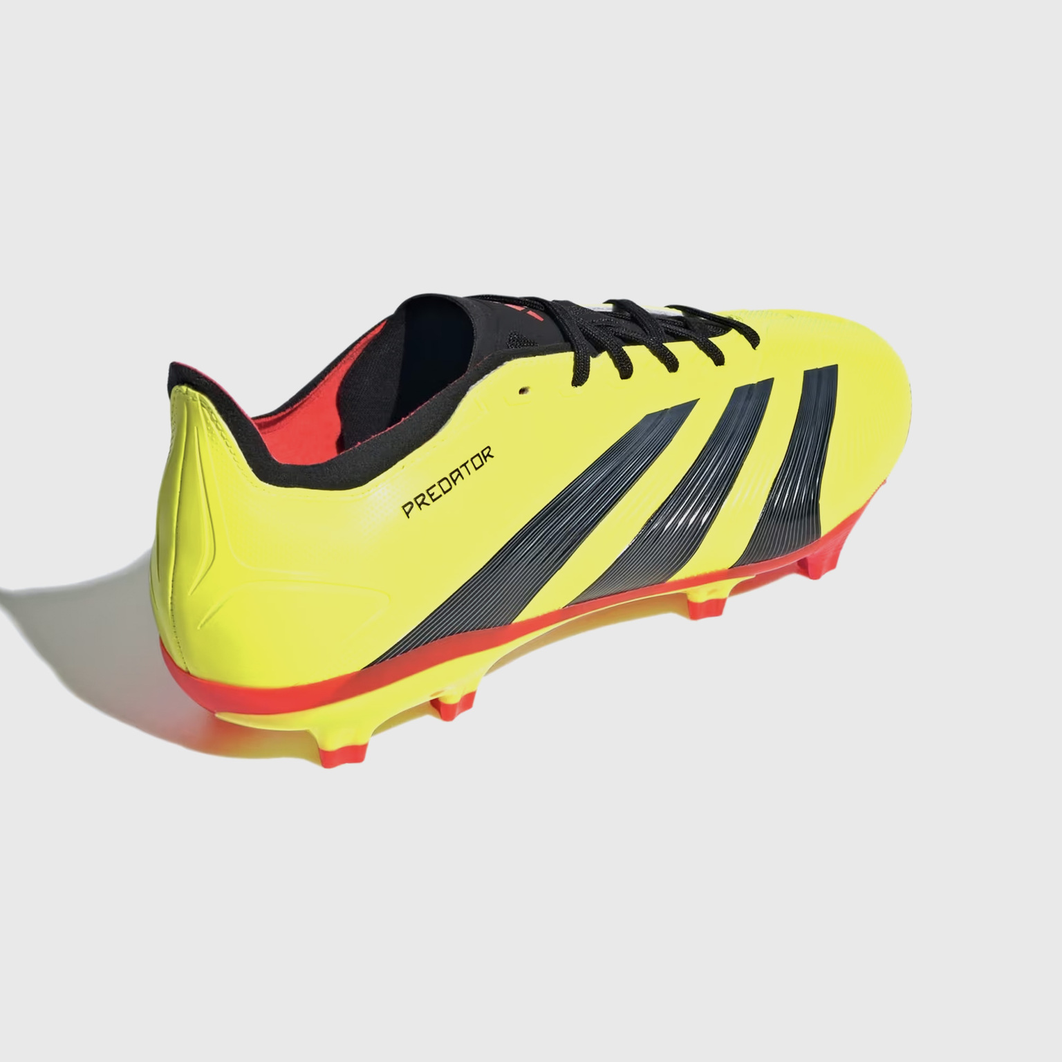 Бутсы Adidas Predator League Low FG IG7761