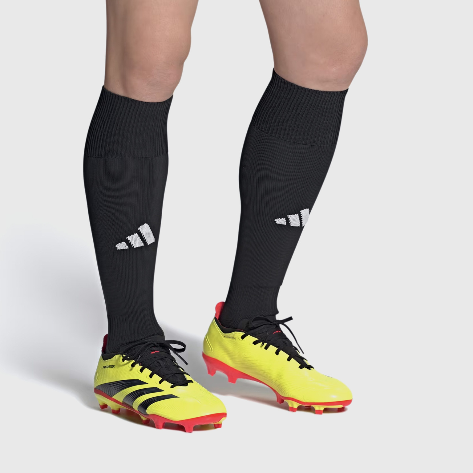 Бутсы Adidas Predator League Low FG IG7761