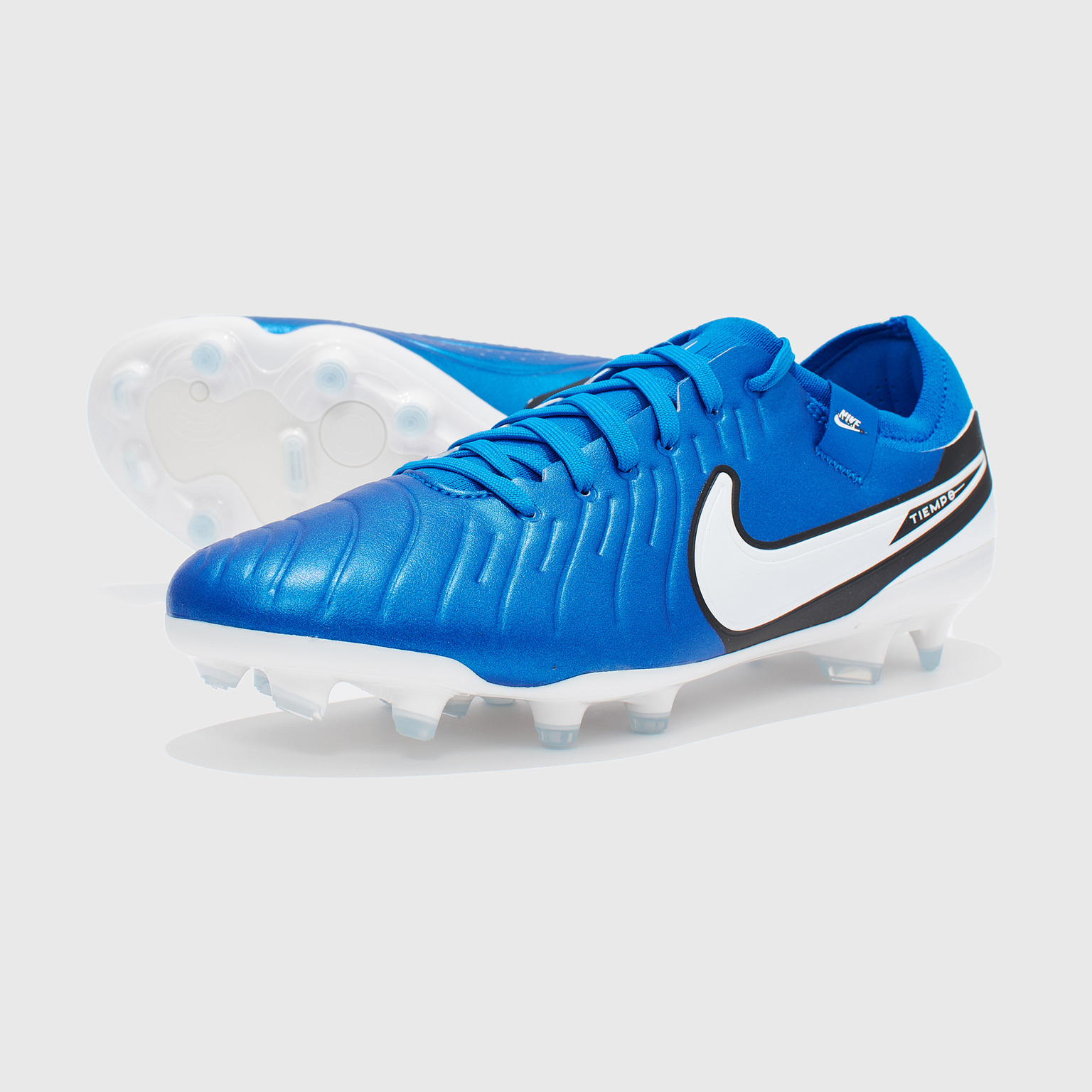 Бутсы Nike Legend 10 Pro FG DV4333-400