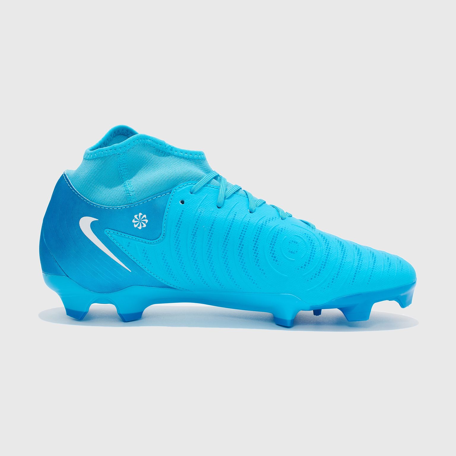 Бутсы Nike Phantom Luna II Academy FG/MG FD6725-400