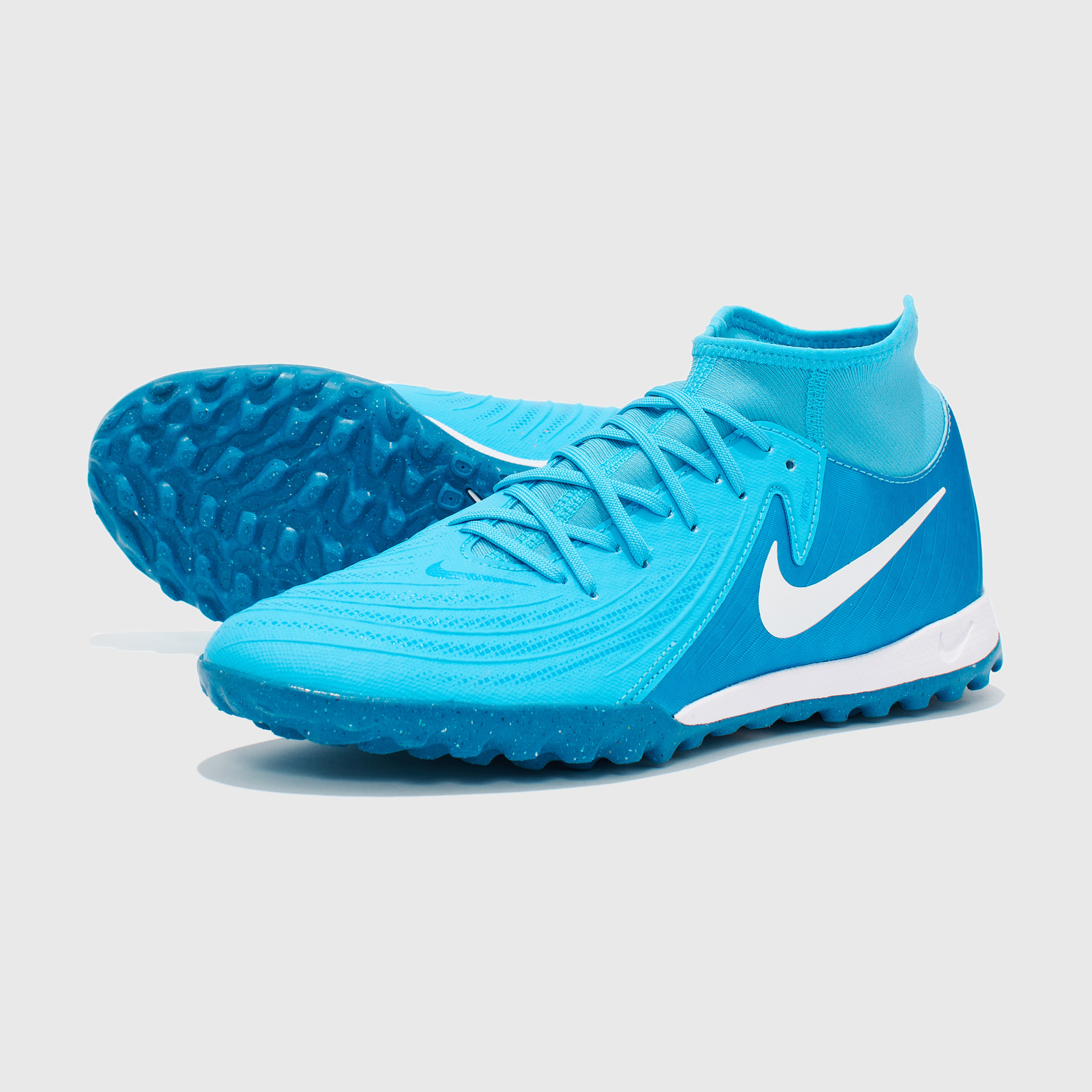 Шиповки Nike Phantom Luna II Academy TF FJ2566-400