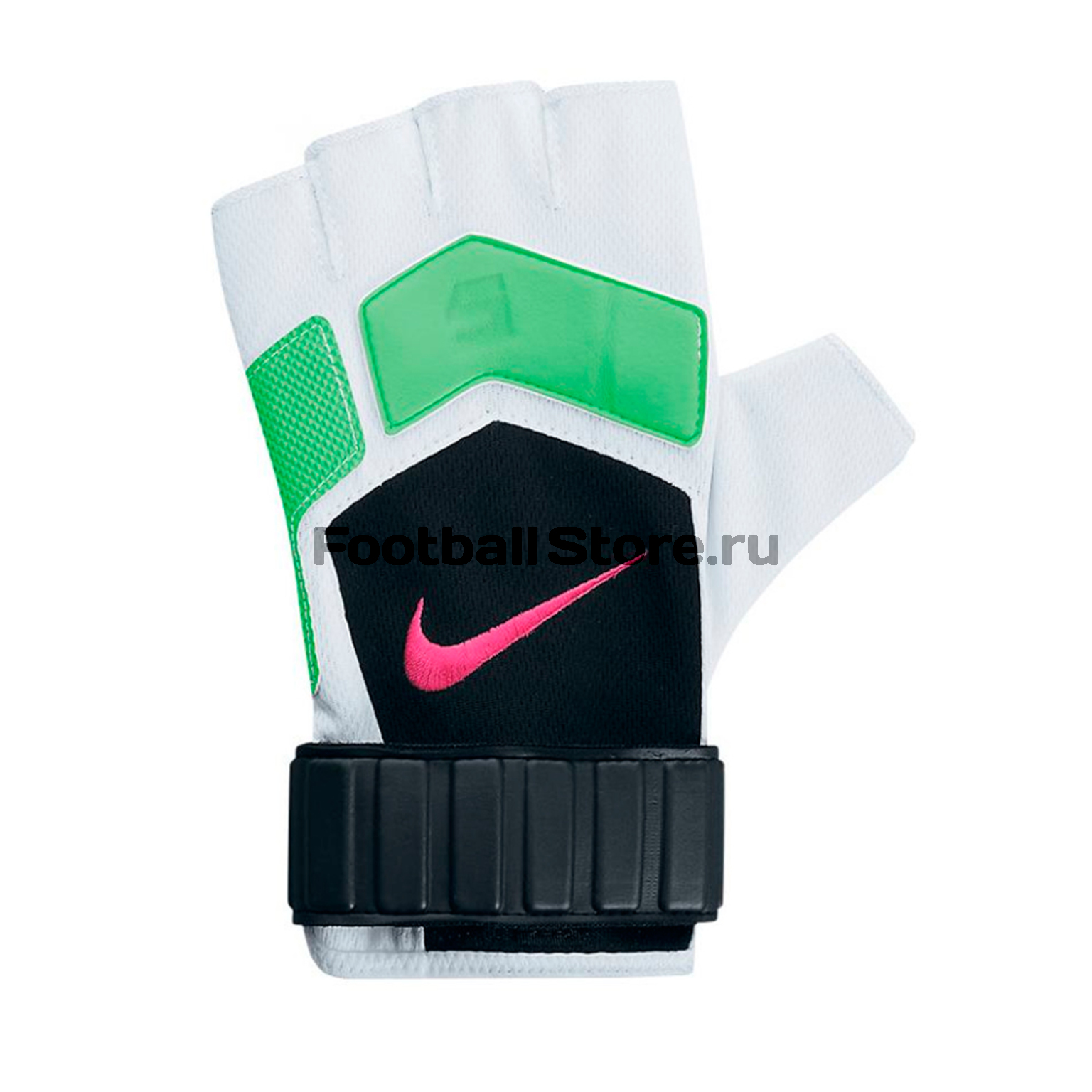 nike futsal gloves