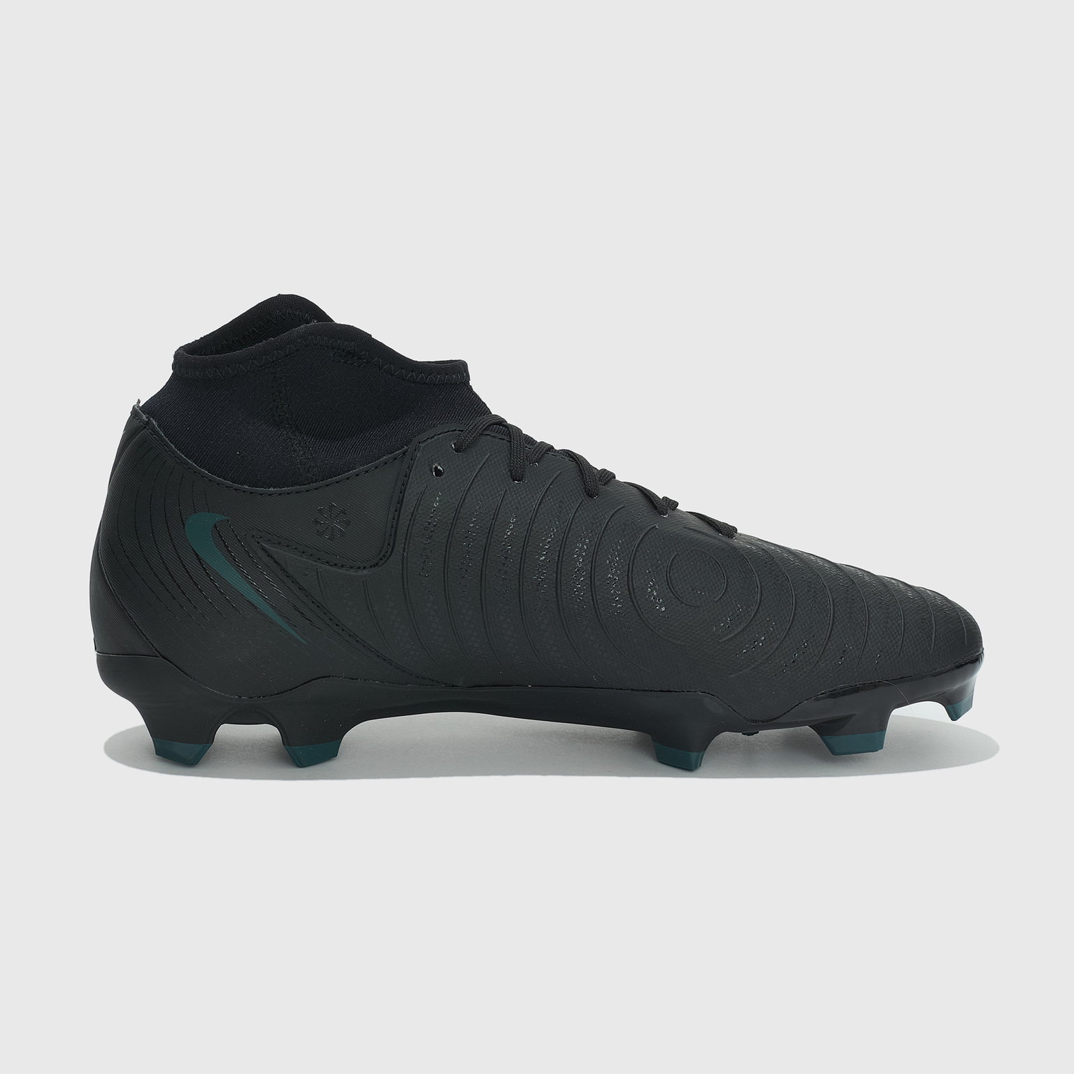 Бутсы Nike Phantom Luna II Academy FG/MG FD6725-002