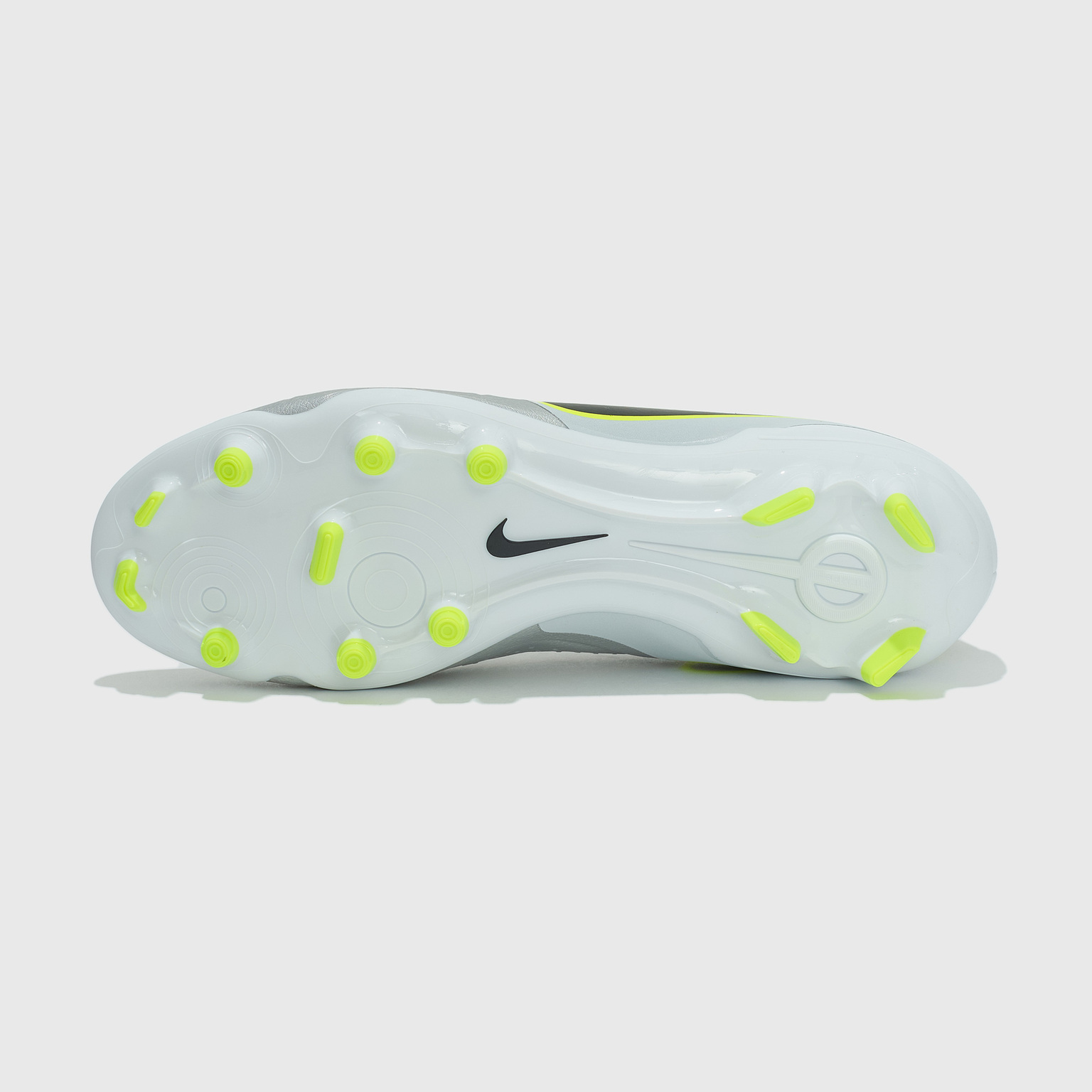 Бутсы Nike Legend 10 Academy FG/MG DV4337-001