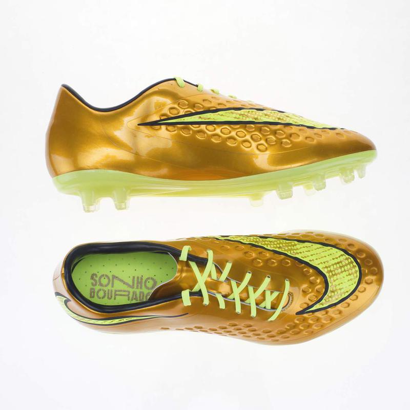 nike hypervenom phatal prem