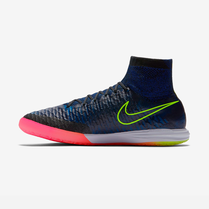 Nike MagistaX Proximo IC 718358 008 footballstore